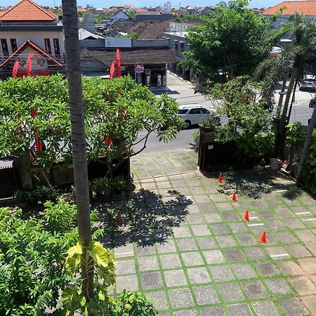 Nirwana Suites Denpasar  Bagian luar foto